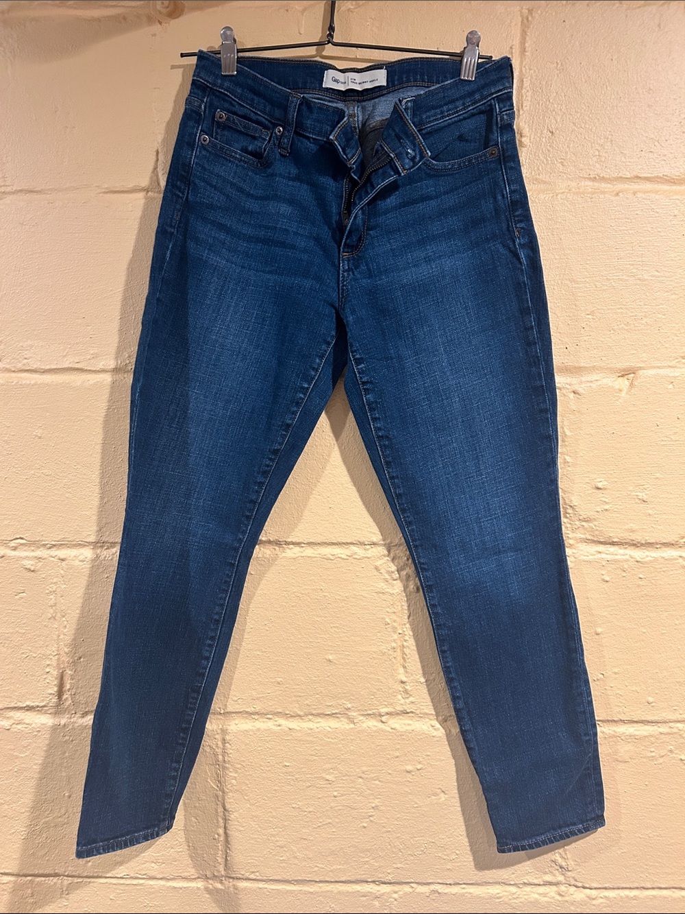 GAP Women’s Skinny Jeans — Deep Indigo Blue